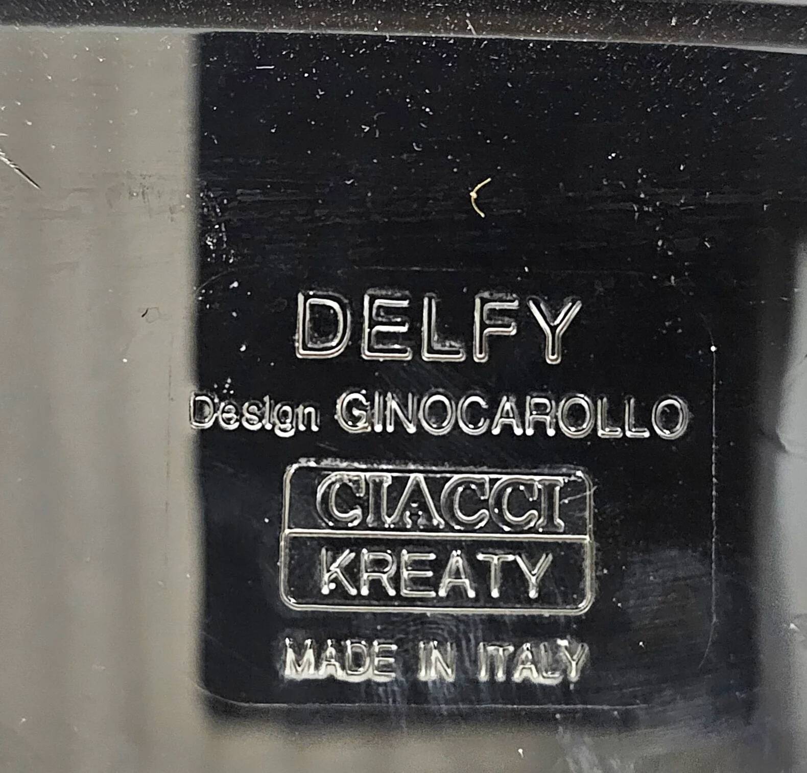 6 x Delfy chair by Gino Carollo for Ciacci Kreaty / Italy 1990s / 2 x red - 4 x black