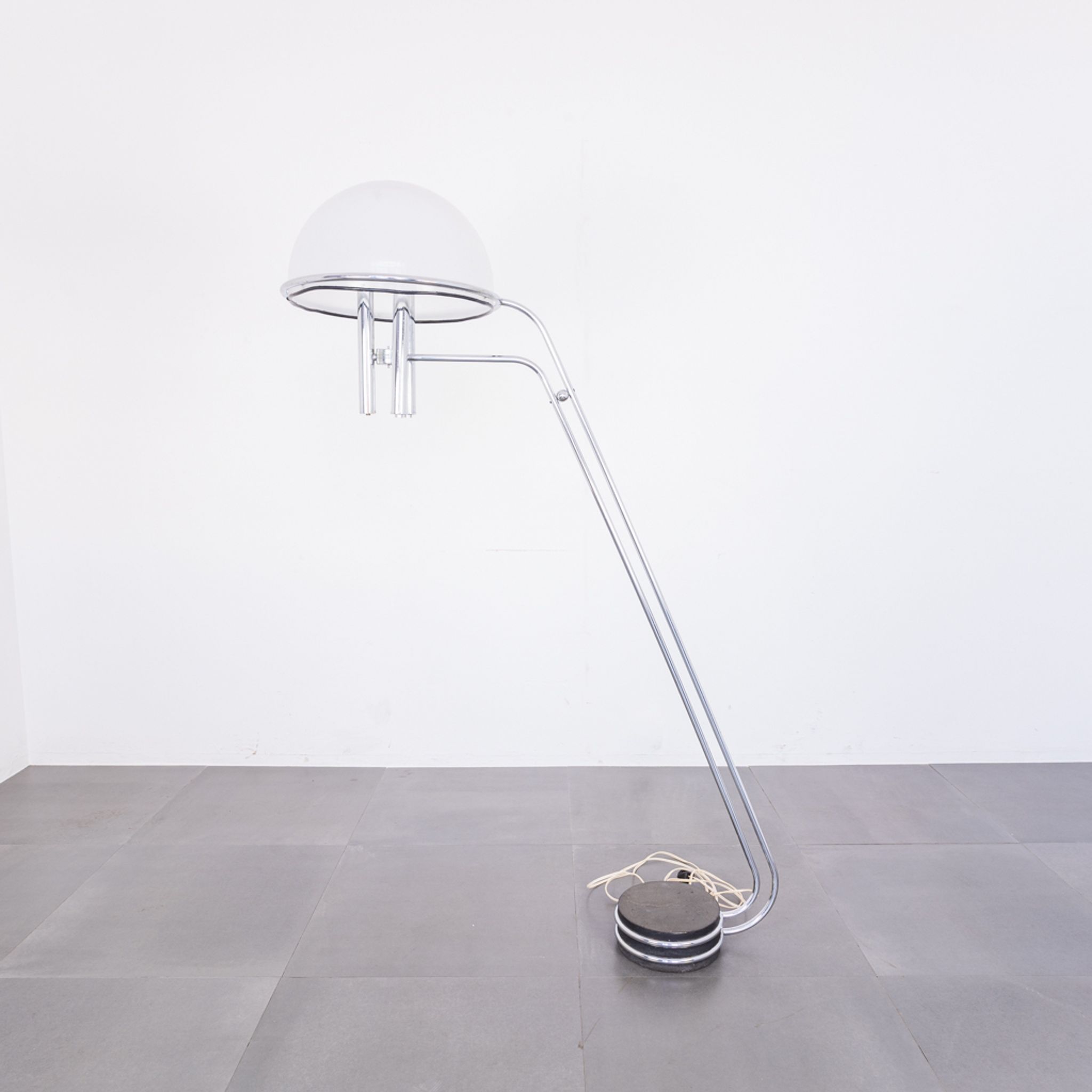 Plant lamp from the ground of the 70s vintage modernariato