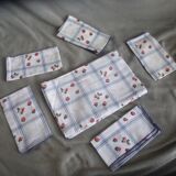 Nappe années 80 avec 5 serviettes de table