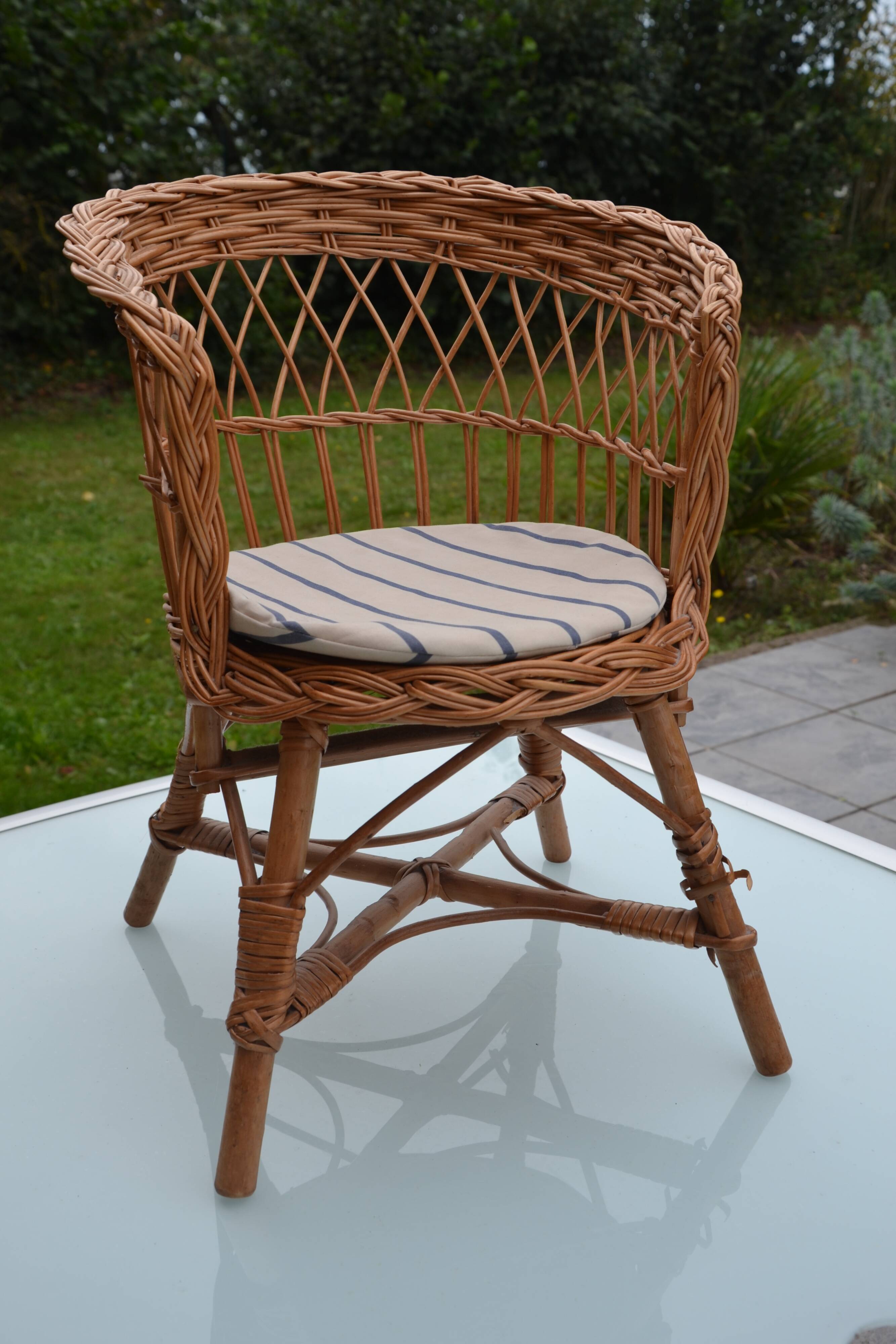 Rattan children's chair from the 60s and 70s