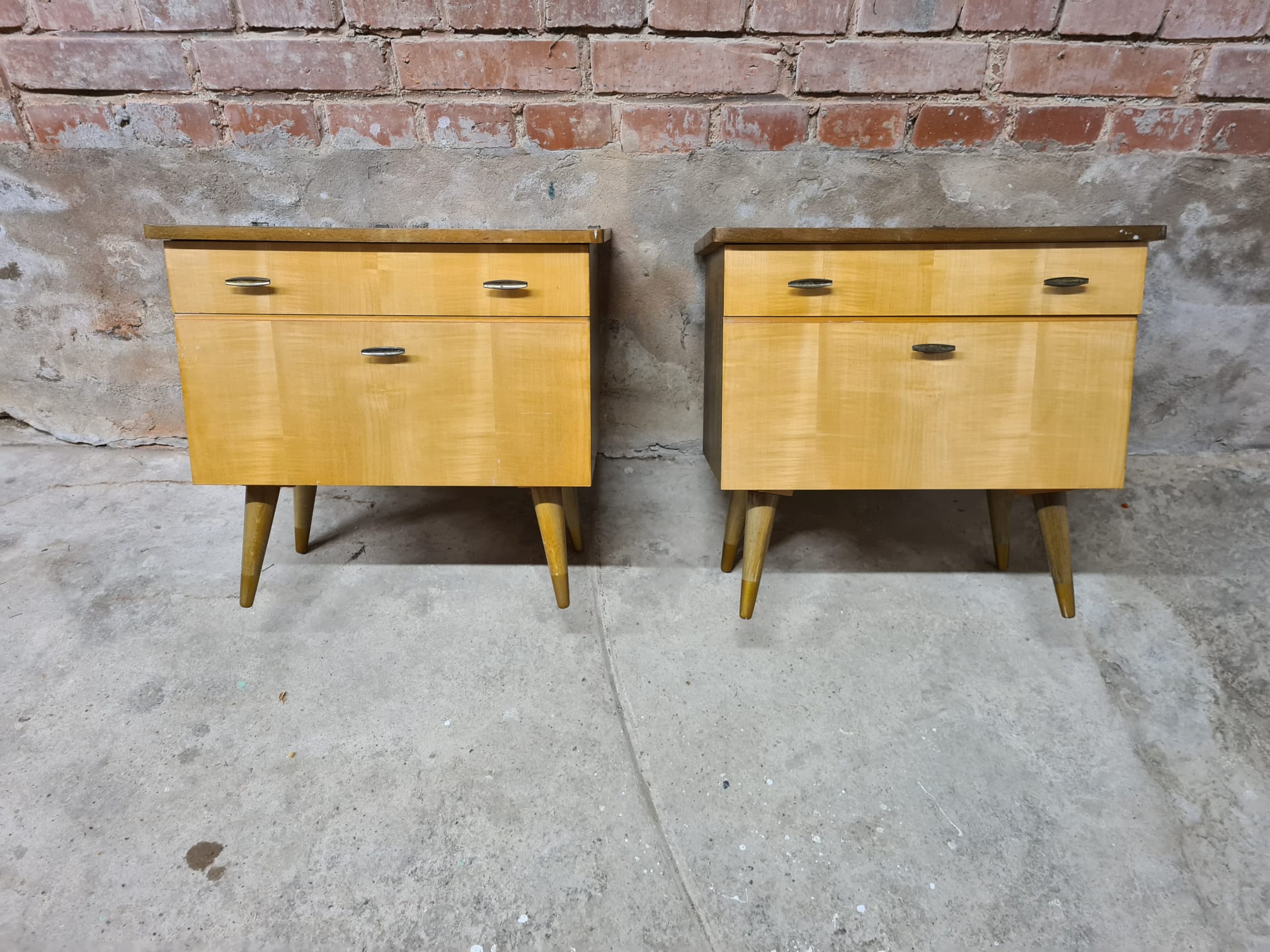 Lot 2 vintage bedside tables 1960s