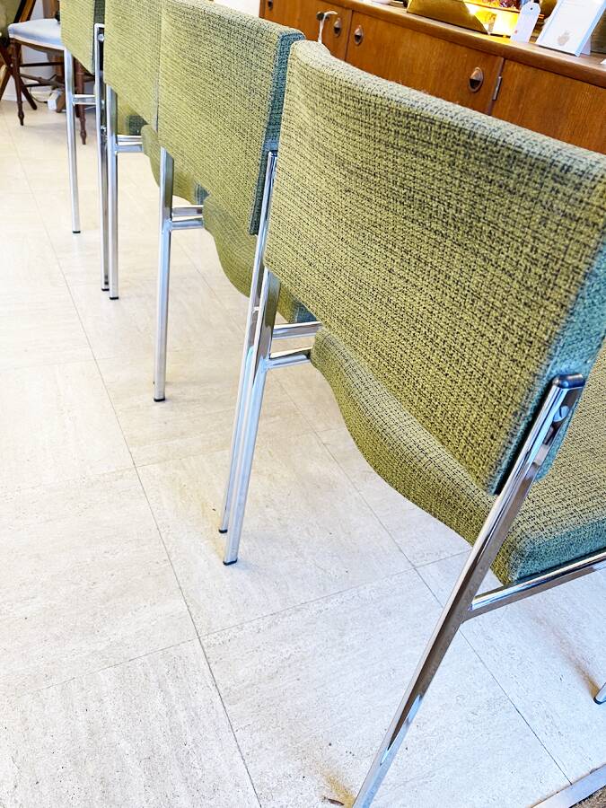 4 Kvadrat khaki and chrome chairs, 1970