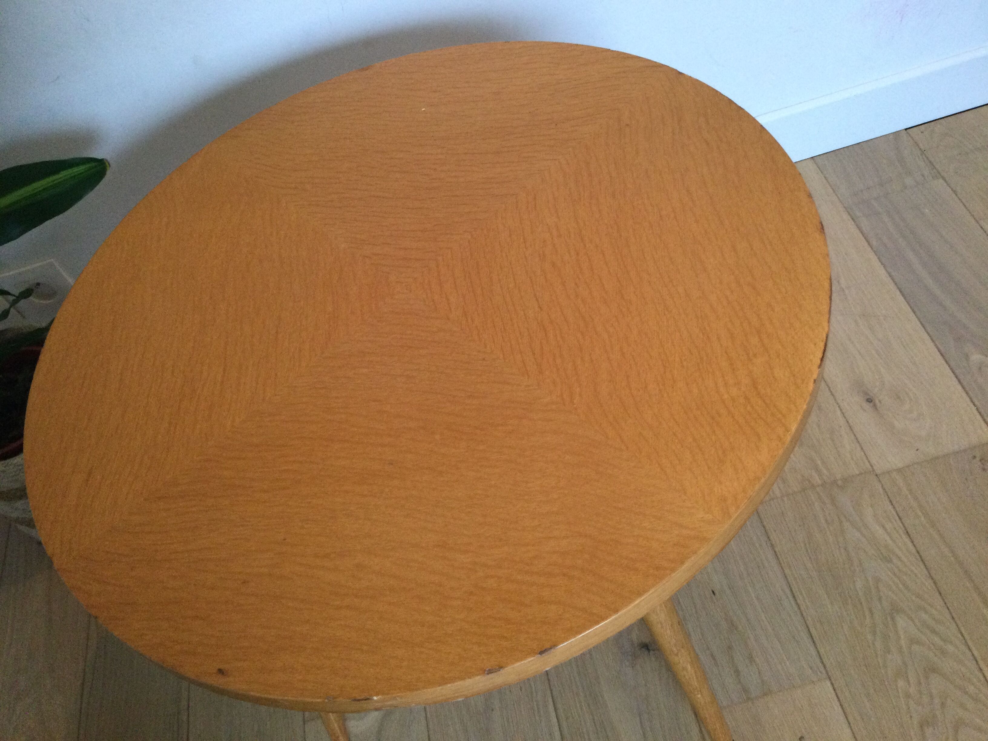 Scandinavian coffee table compass feet