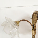 Tulip and brass applique