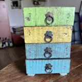 Small Moroccan-style wardrobe/drawers