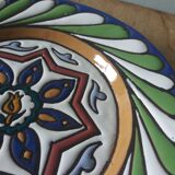 Decorative wall plate signed A. Alvarez
