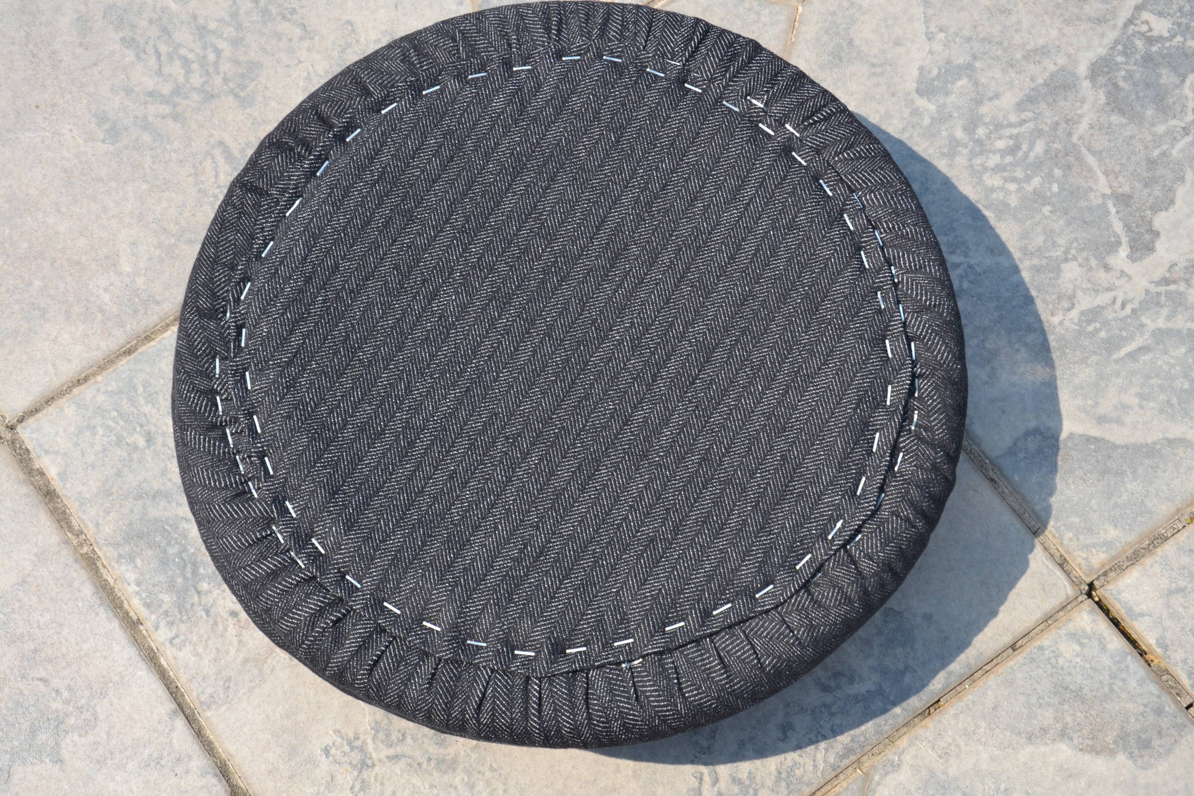 2 "Calligaris" bar stools with chrome metal and refurbished seats.