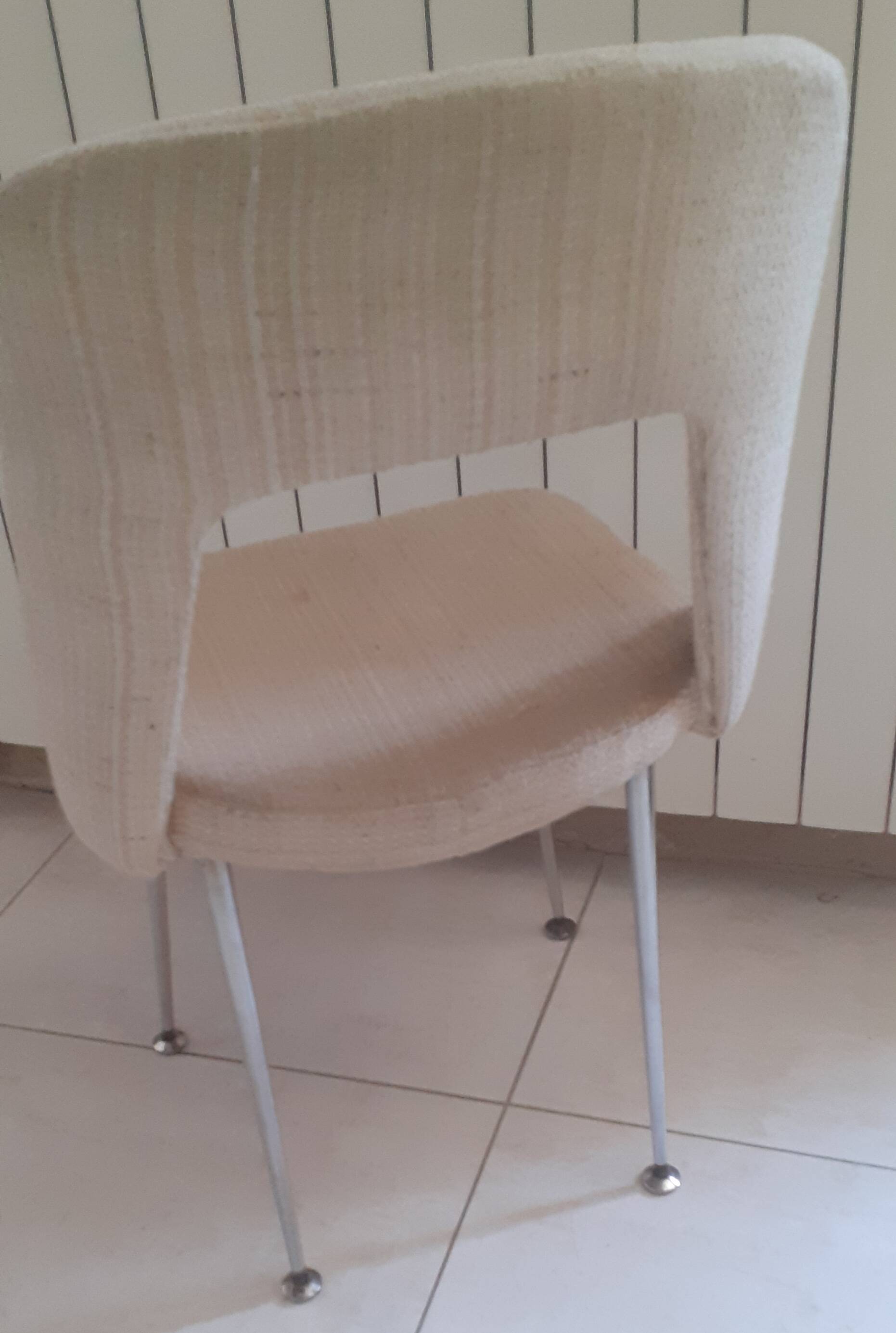 Knoll conference chair