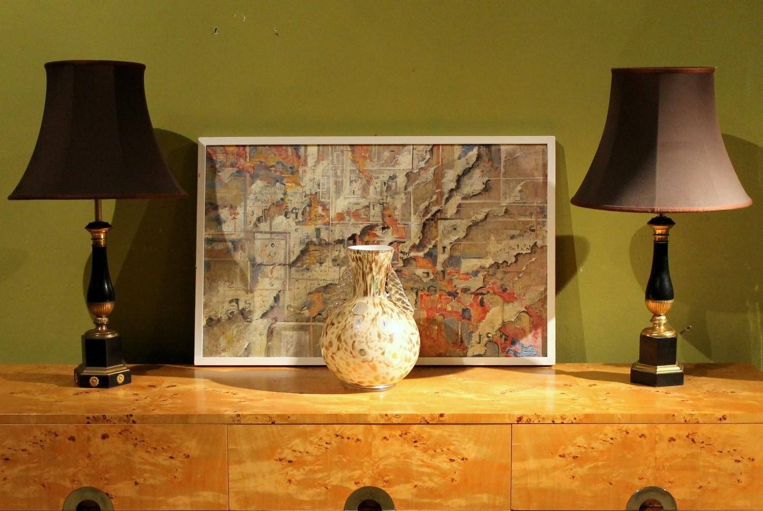 20th Century French Black Enamel Tole and Gilt Bronze Table Lamps with Silk Shade, Set of 2