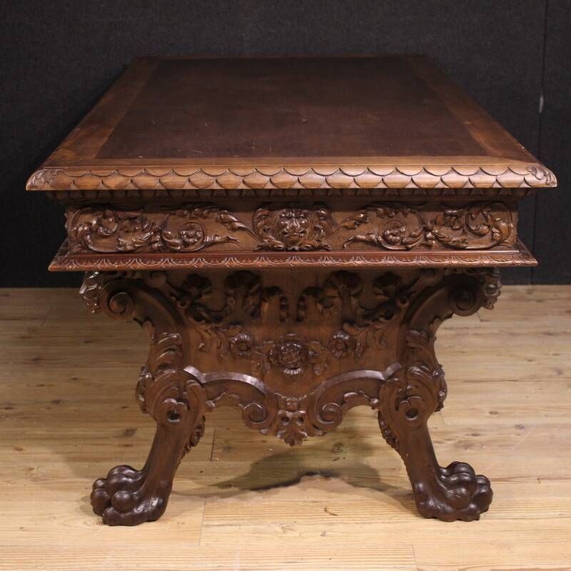 Great mid-20th-century Tuscan table