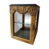 Showcase art deco