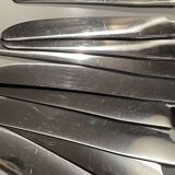 Bakelite handle knives from the 1950s