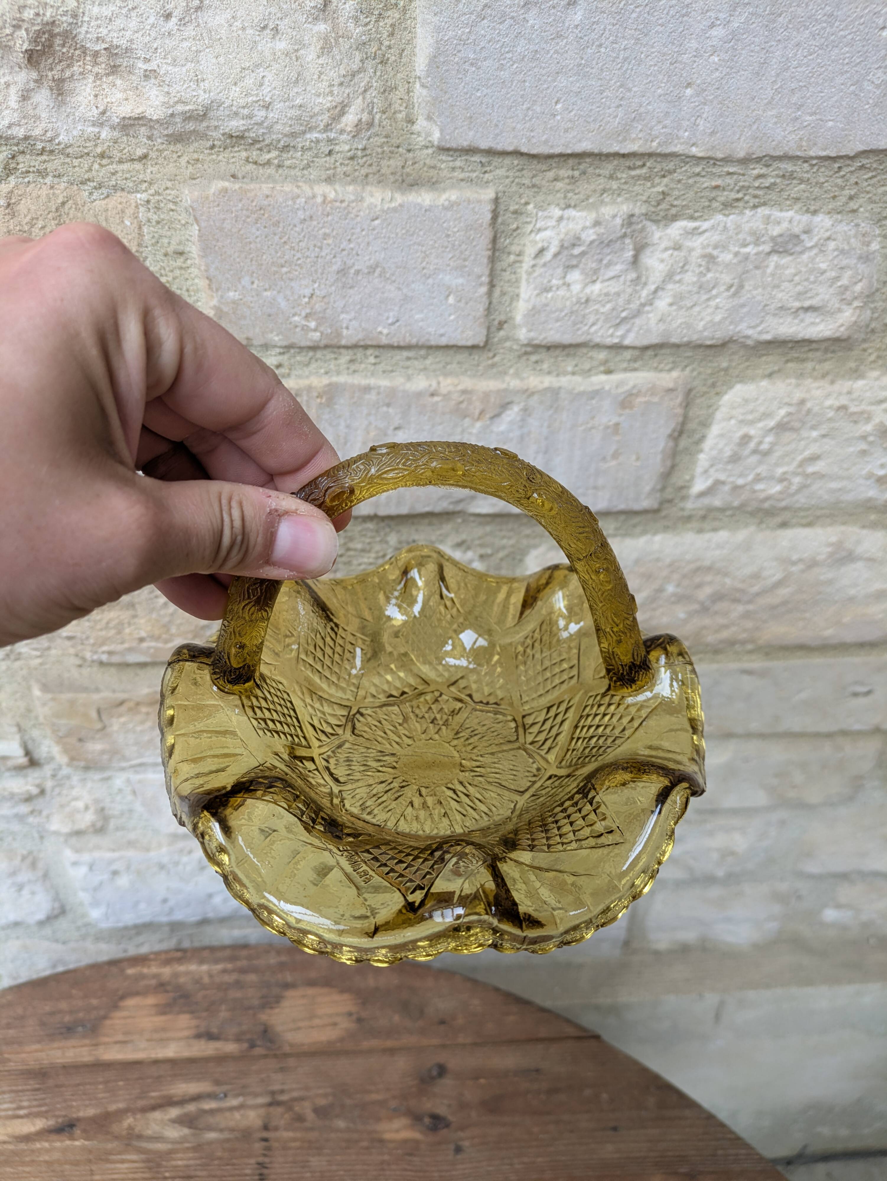 Small amber yellow glass pocket basket Portieux France