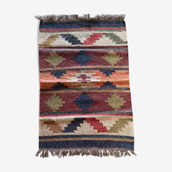 Kilim carpet in burlap and cotton. 60cm x 100cm