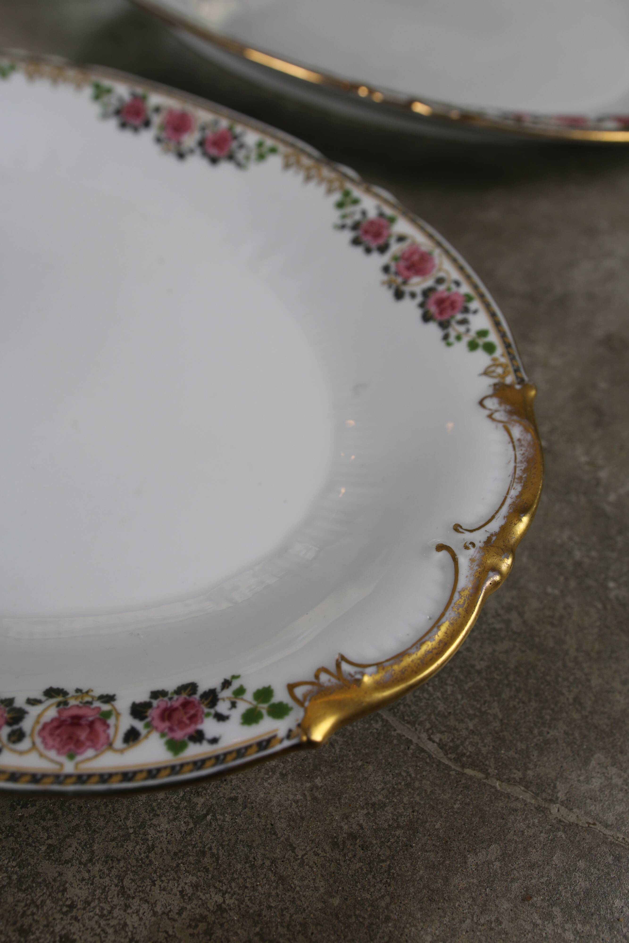 66-piece Limoges porcelain service, mid-20th century