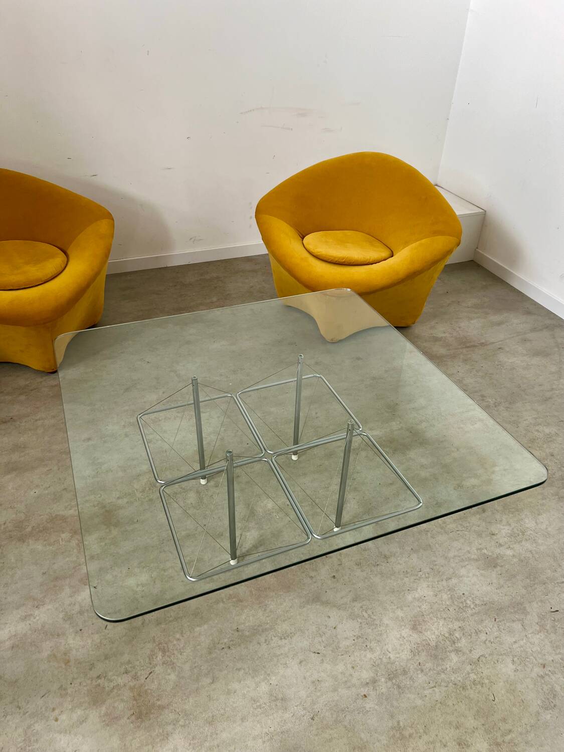 Old Italian design architectural coffee table from the 70s vintage glass and metal