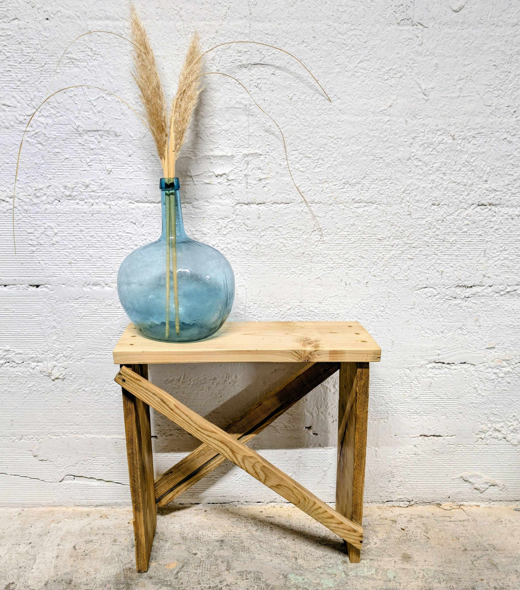 Petit banc rustique