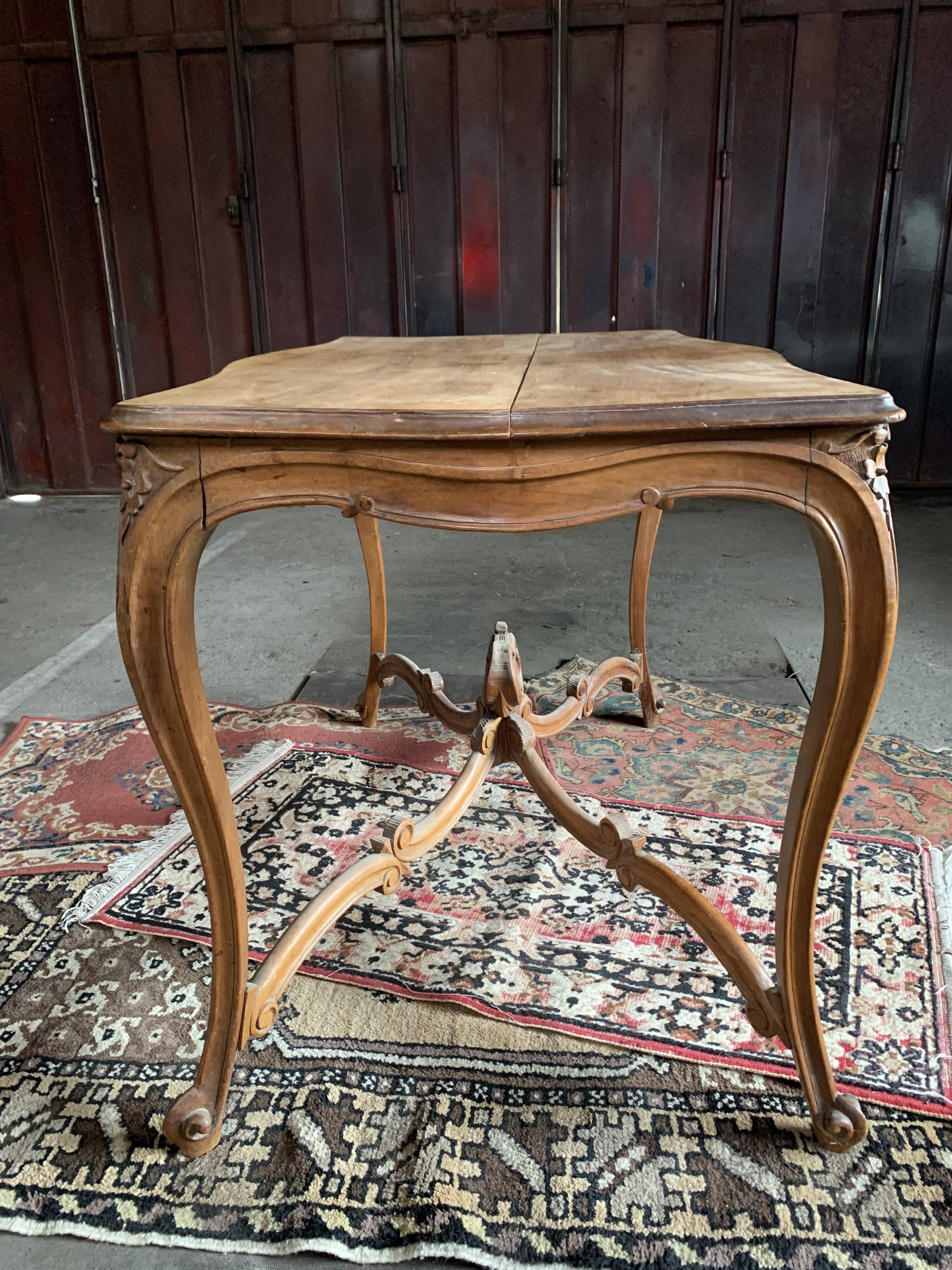 Table de milieu Louis XV