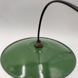 Suspensions in enamelled sheets