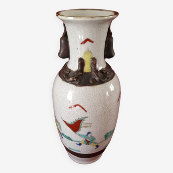 Chinese Nanking vase