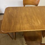 Ensemble table et 4 chaises en bois vintage