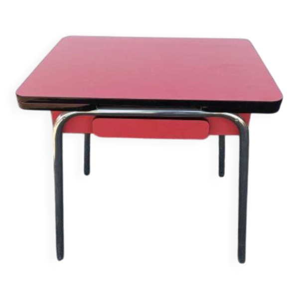 Table de cuisine en formica rouge
