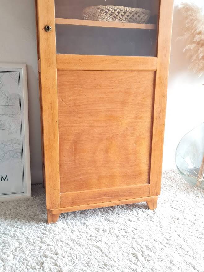 Parisian glass-fronted cupboard, type sideboard.