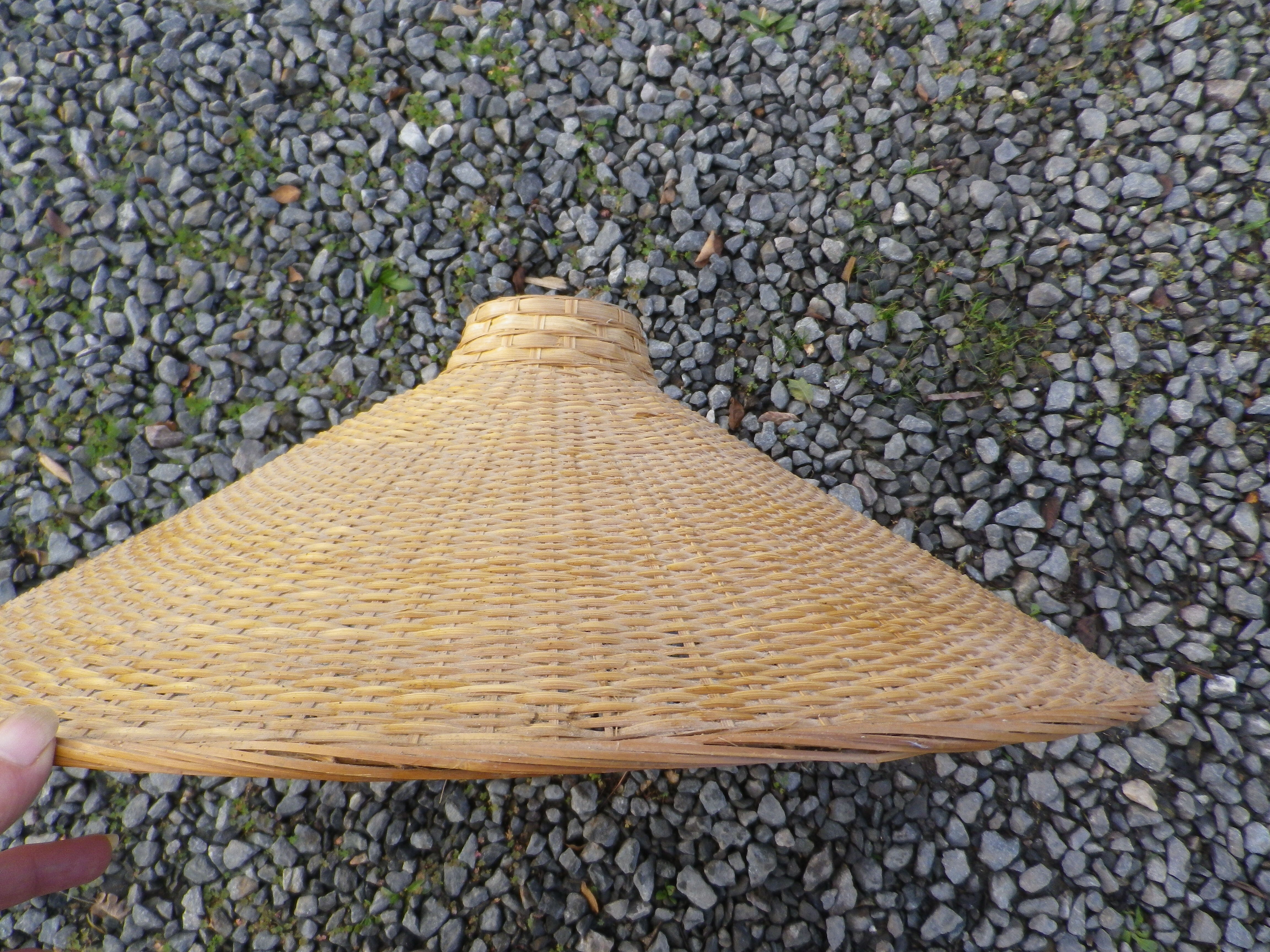 Rattan suspension without socket