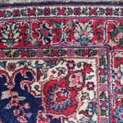 Tapis Kerman antique en laine bleue et rouge
