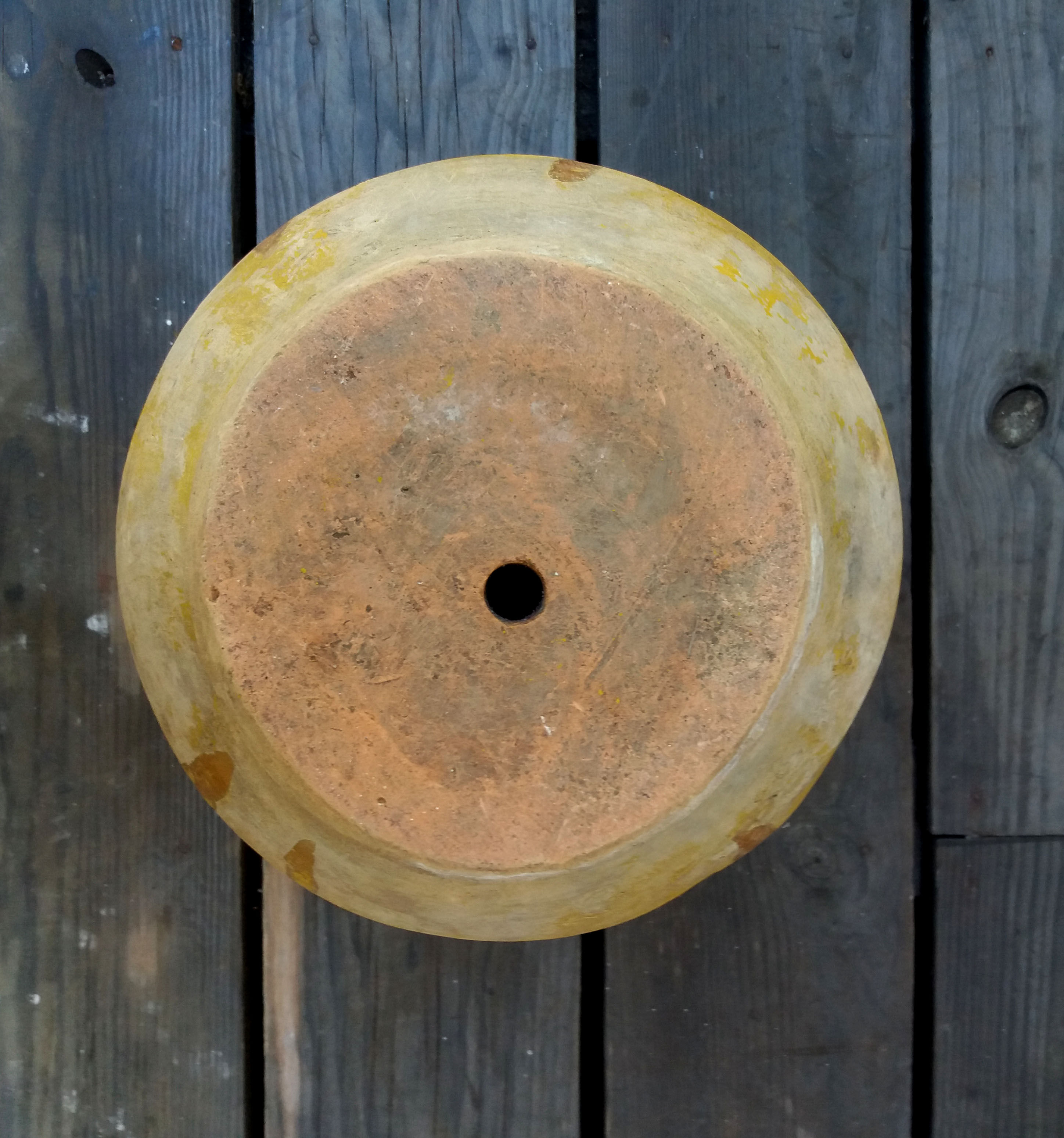 19th-century yellow varnished pot
