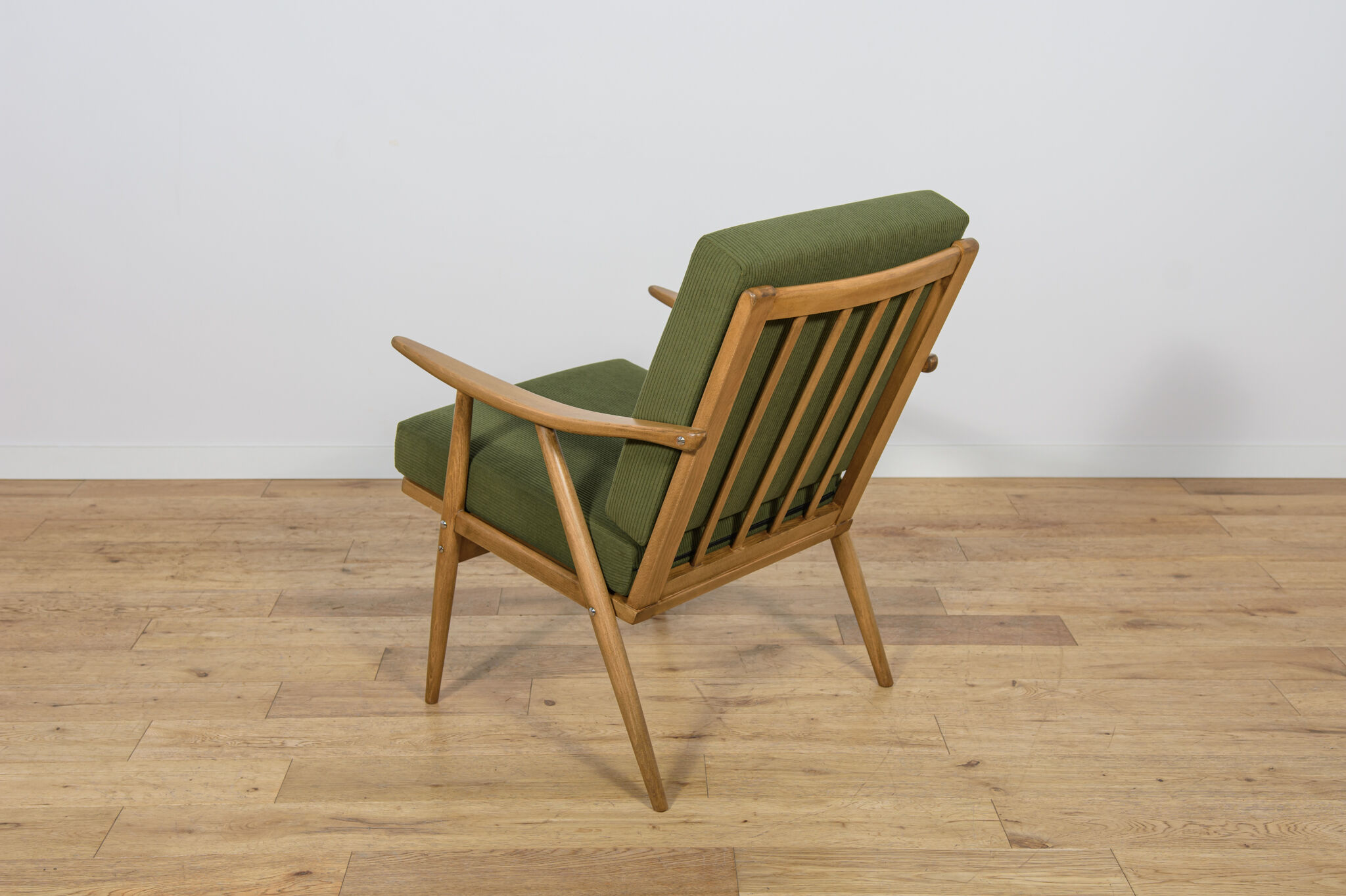 Fauteuil moderne du milieu du siècle de TON, Tchécoslovaquie, années 1960.