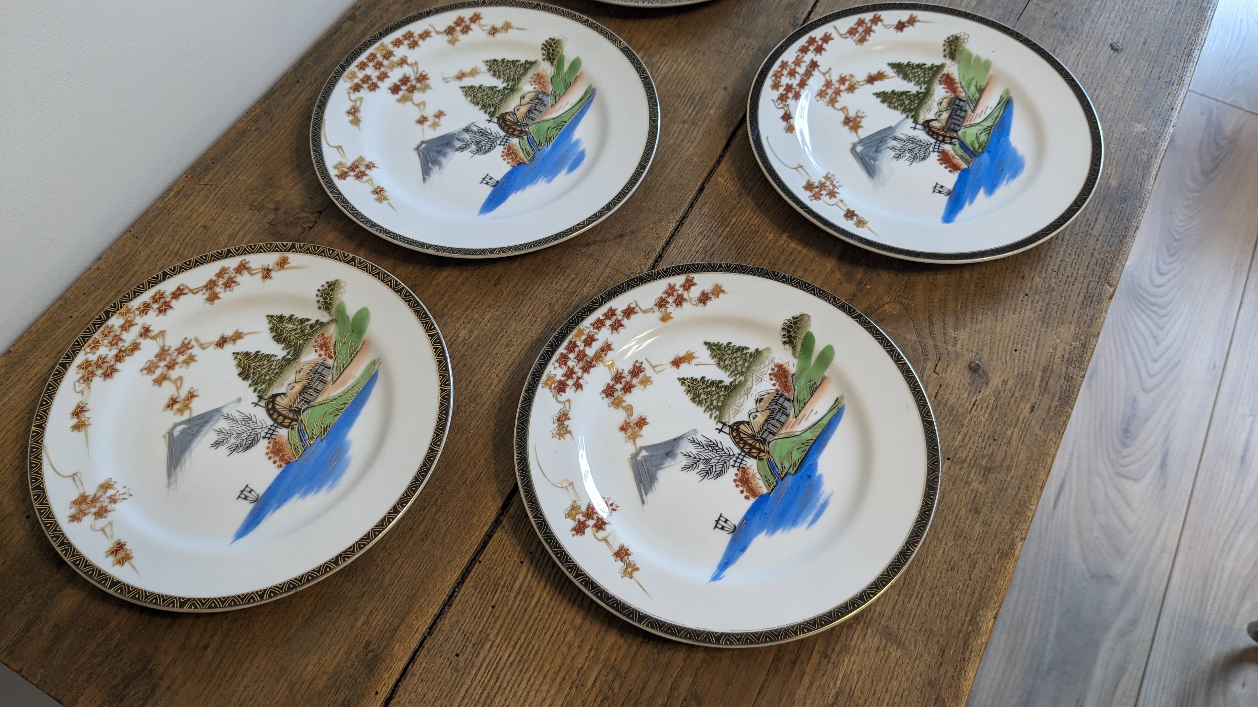 Antique Chinese Hayasi Kutani porcelain plate