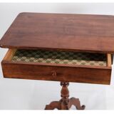 Side Table on a Mahogany Pillar from Around the Year 1850s
