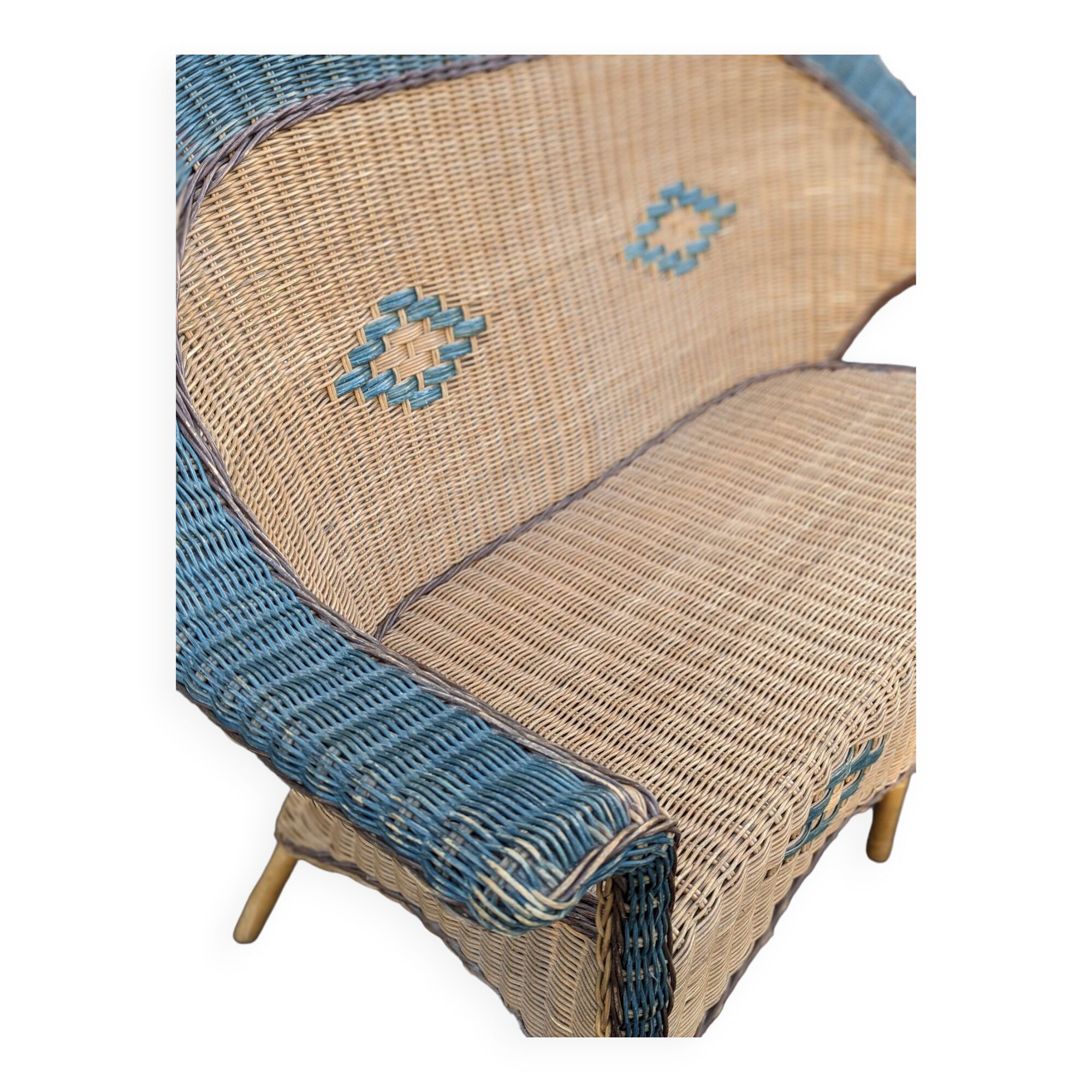 Rattan bench