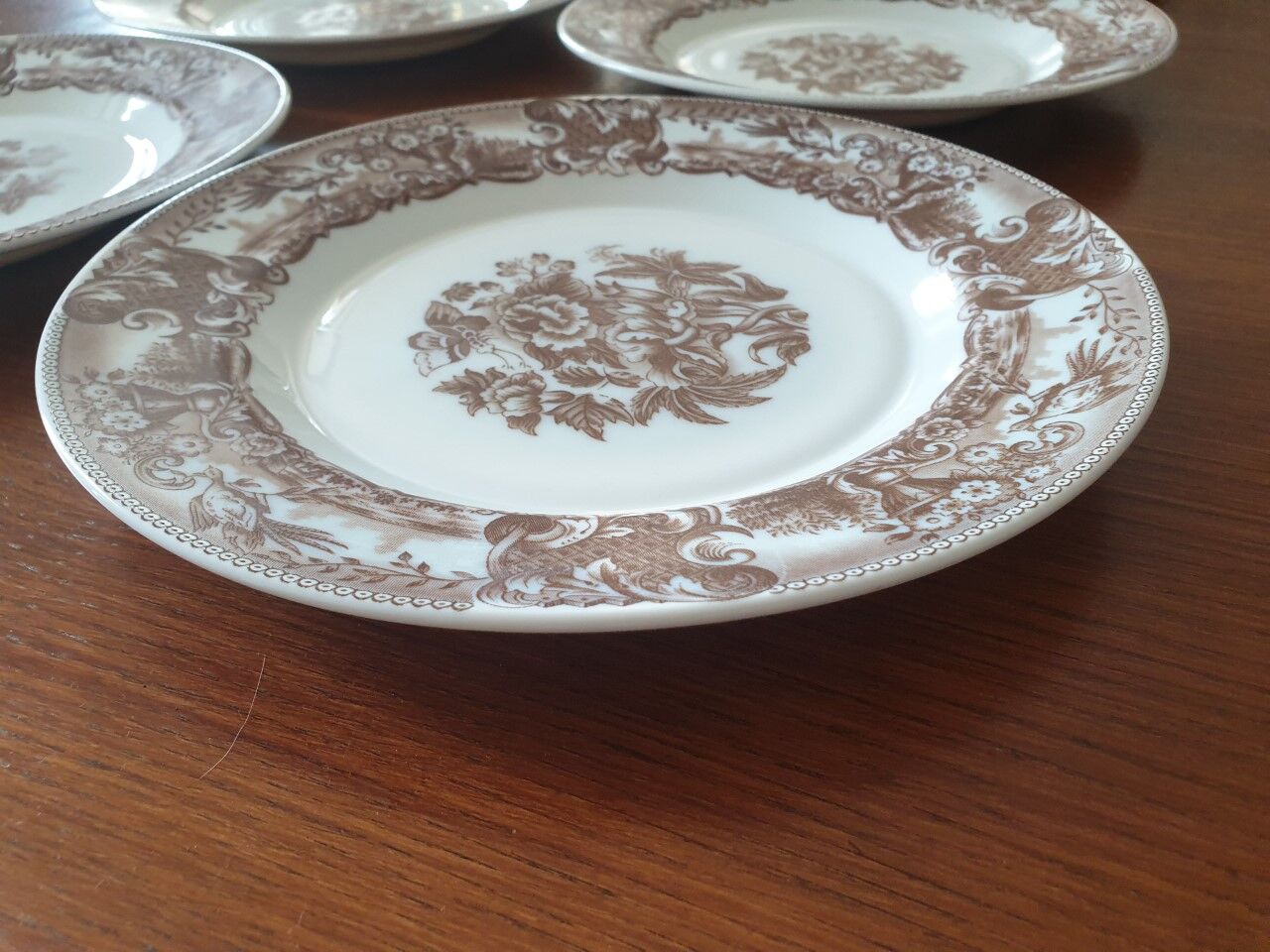 Set of 6 old flat plates