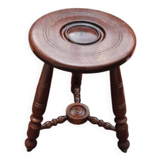 Tripod stool