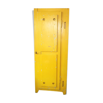 Armoire vestiaire en sapin des années 20