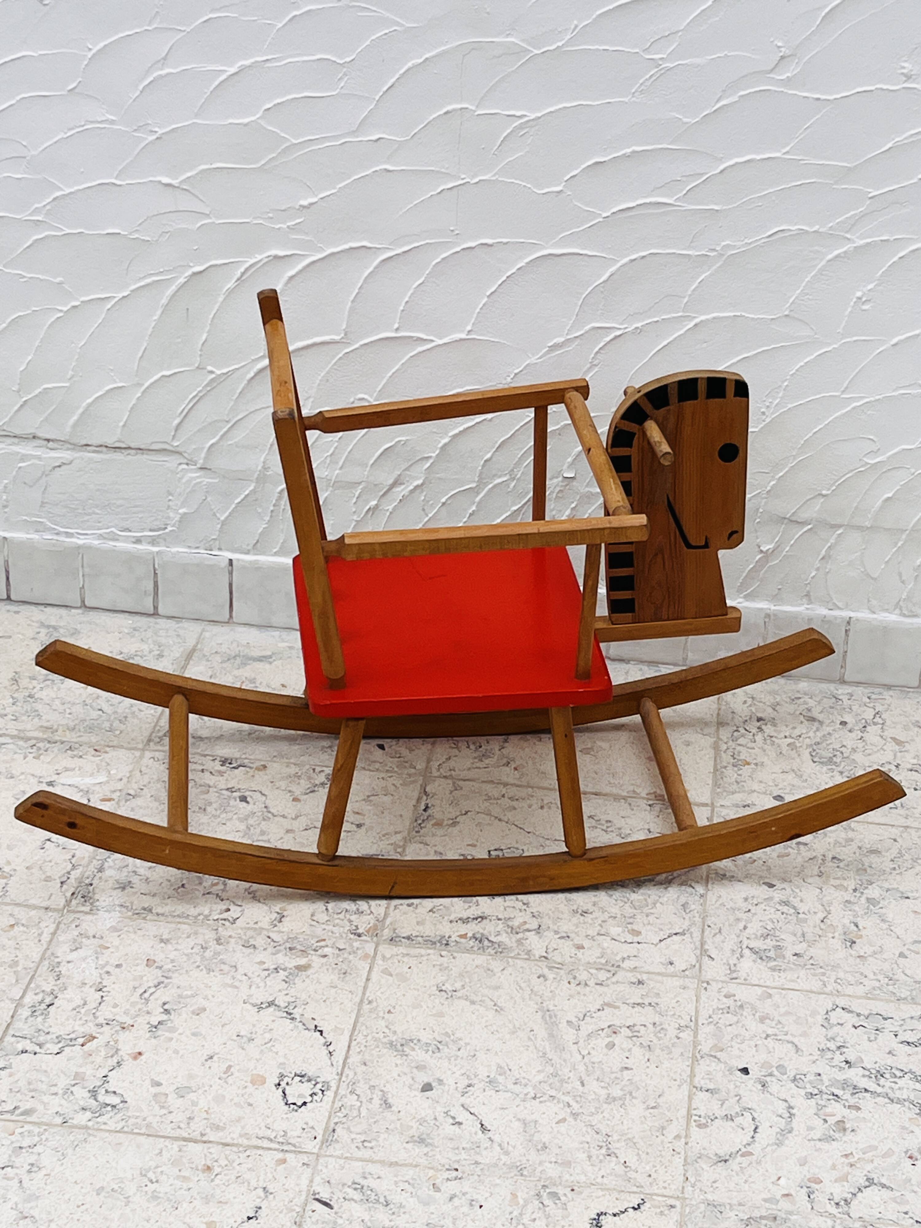 Cheval à bascule années 80