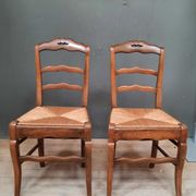 Pair of straw chairs nineteenth saw