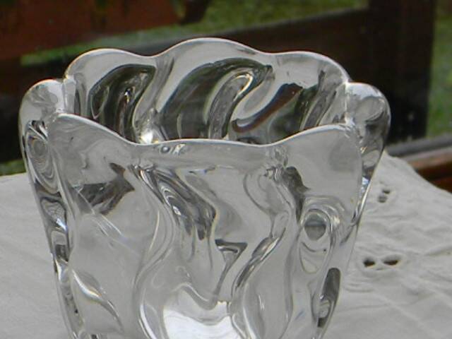 Small daum france crystal pocket tray.