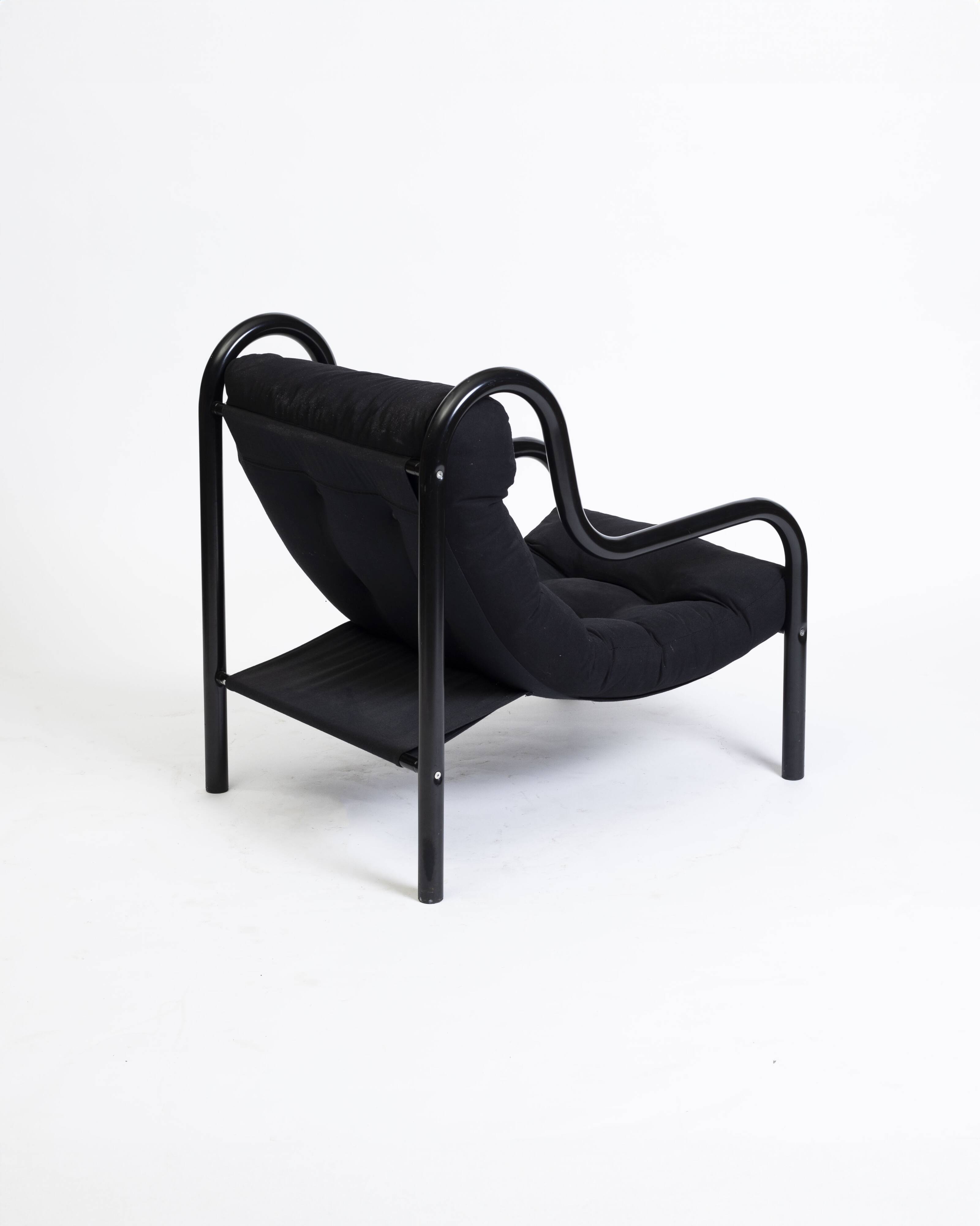 Sling chair made of steel pipe and black canvas