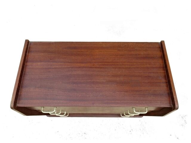 Vintage dresser 1960