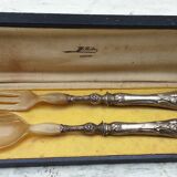 Art Nouveau salad servers in horn and silver metal