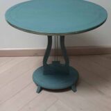 Oval pedestal table