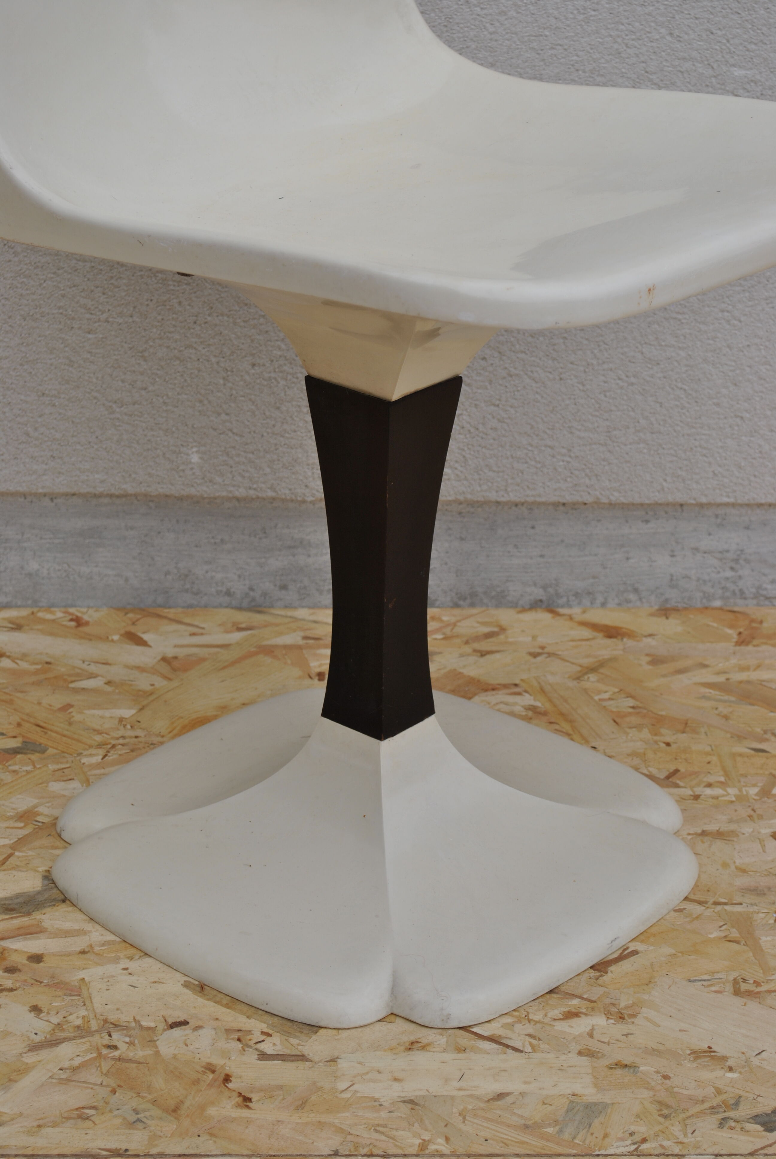 Gautier tulip chair 1970