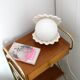 Lampe coquillage en céramique blanche