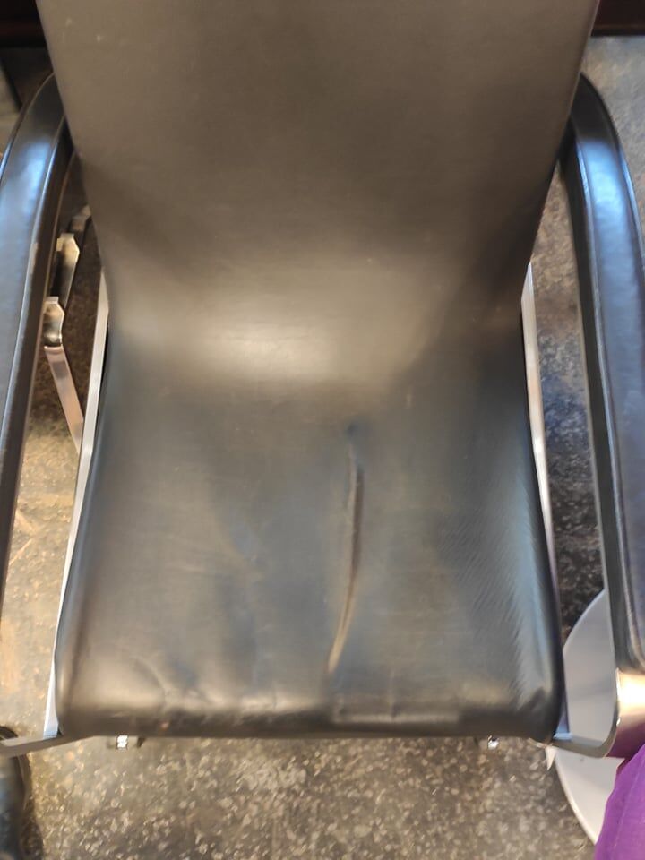 "Grand repos" armchair by Jean Prouvé