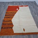 Traditional handmade Moroccan rug, size 150 x 260 cm