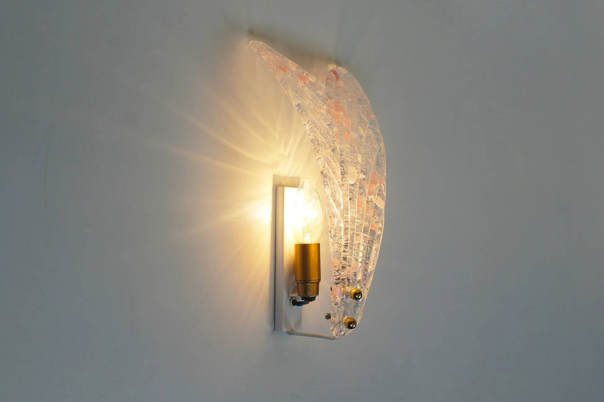 Pair of 80s Murano glass 'Foglio' wall lamps