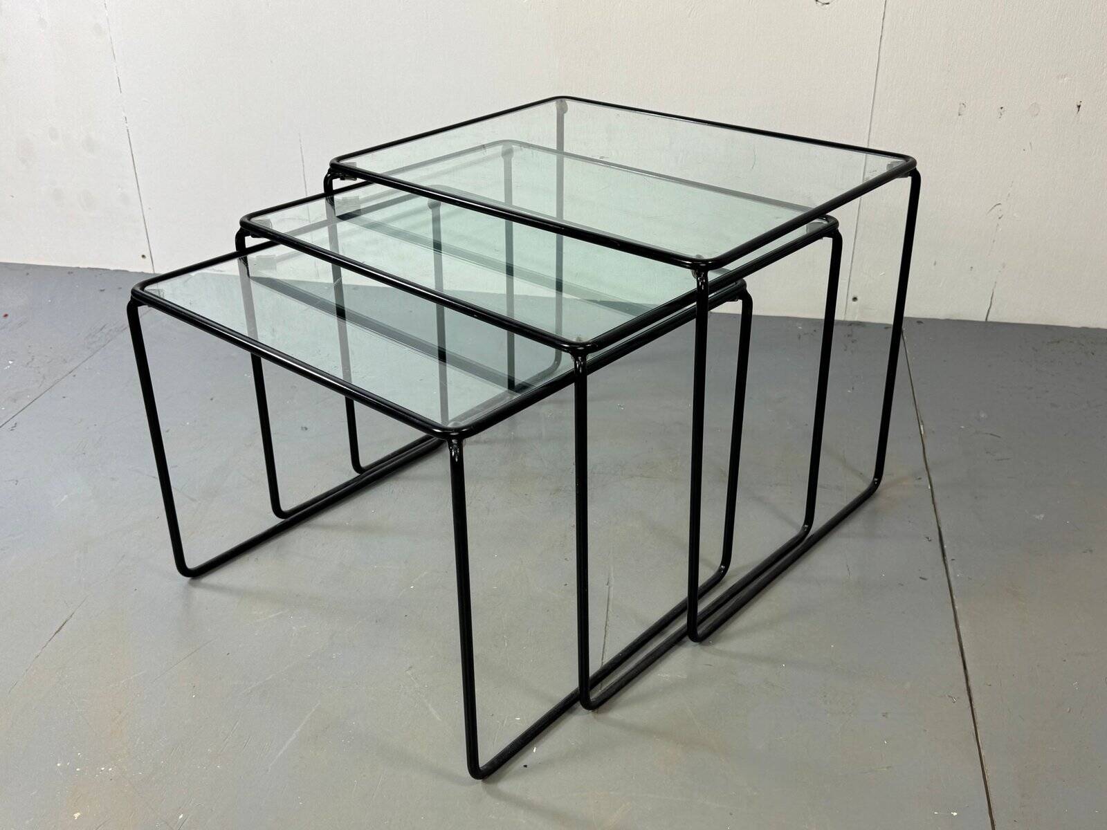 Modernist Italian steel and glass set of nesting tables, 1970s, set of 3